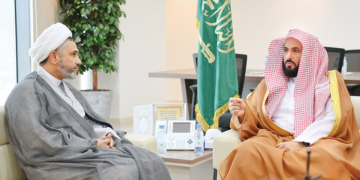 وزير العدل يستقبل قاضي دائرة الأوقاف والمواريث بالقطيف